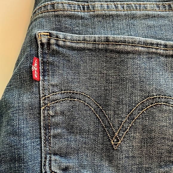 Levi’s Classic Capri Mid Rise Size 8 - Picture 14 of 16